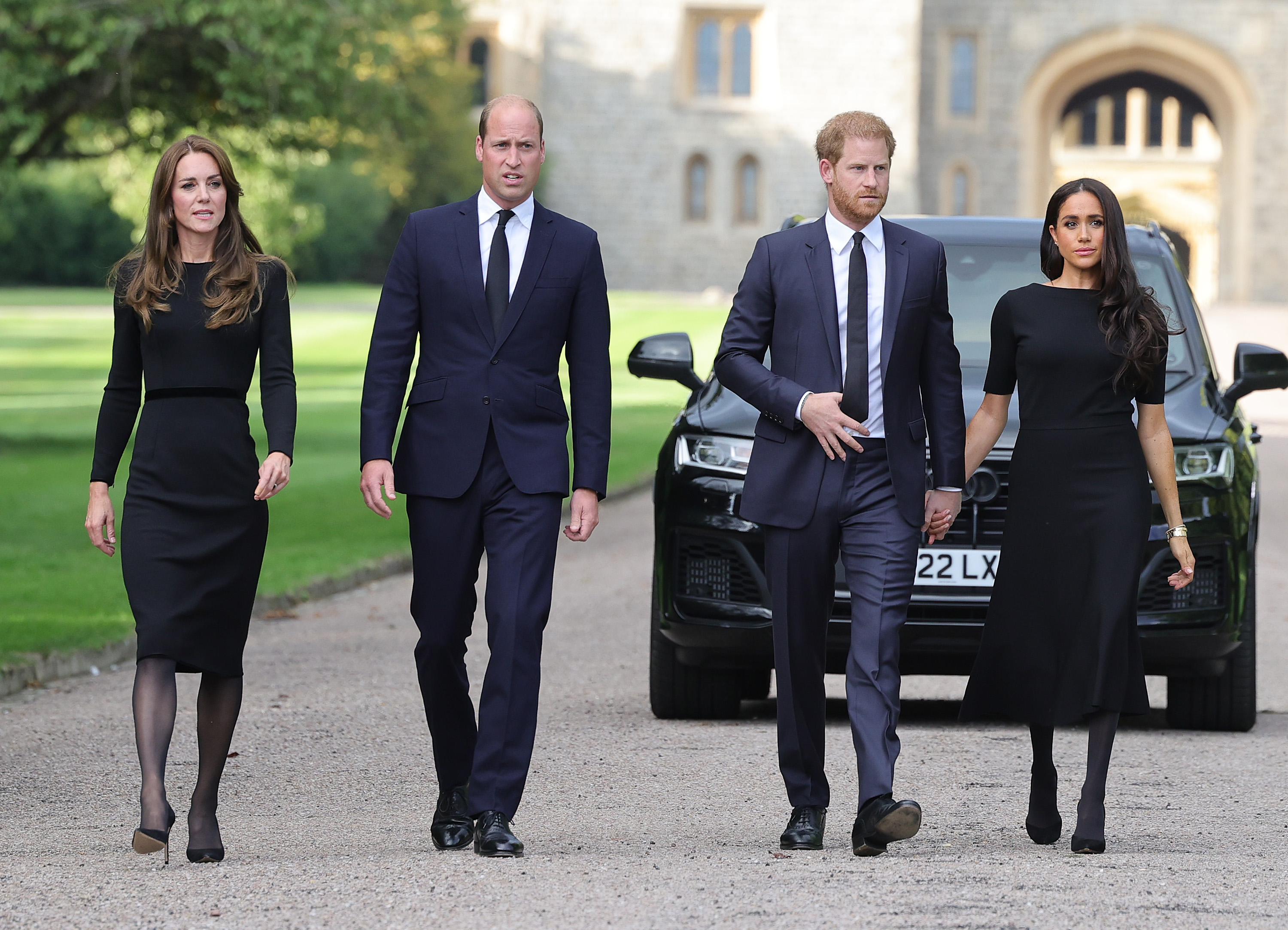 Princesse Kate, Prince William, Prince Harry and Meghan Markle outside Windsor Castle