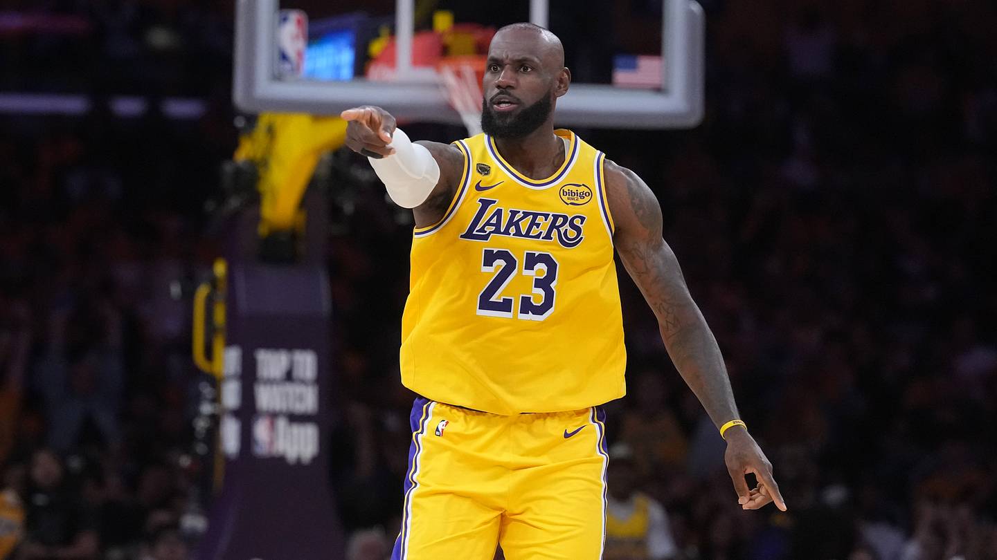 Brooklyn Nets Included Among Potential Landing Spots for LeBron James in Free Agency