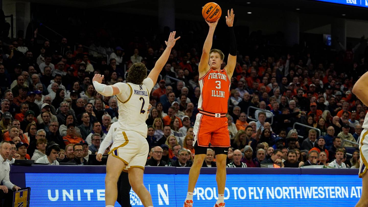 Dec 6, 2024; Evanston, Illinois, USA; Illinois Fighting Illini forward Ben Humrichous (3) shoots over Northwestern Wildcats forward Nick Martinelli (2) during the first half at Welsh-Ryan Arena. Mandatory Credit: David Banks-Imagn Images