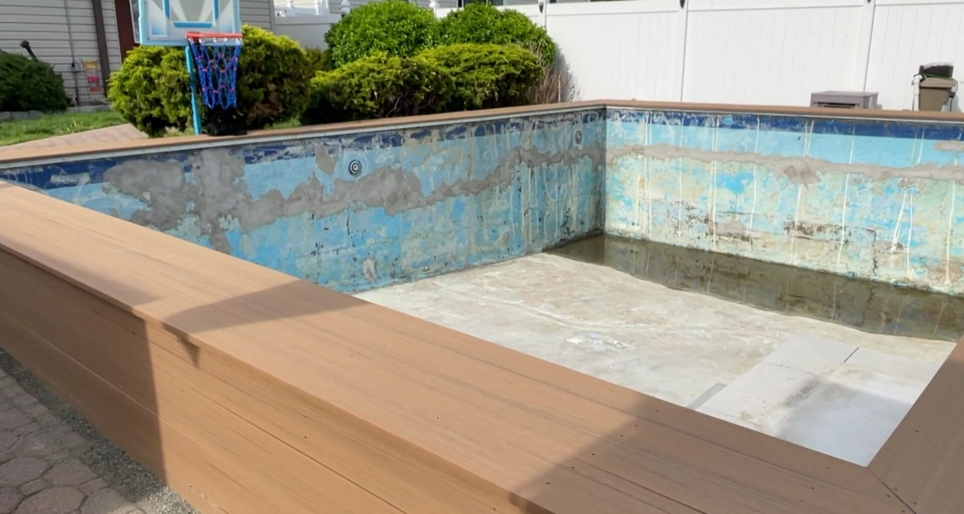 News 12 | Bronx | Kane In Your Corner Familys Pool Project Turns Into 10000 Contractor Dispute
