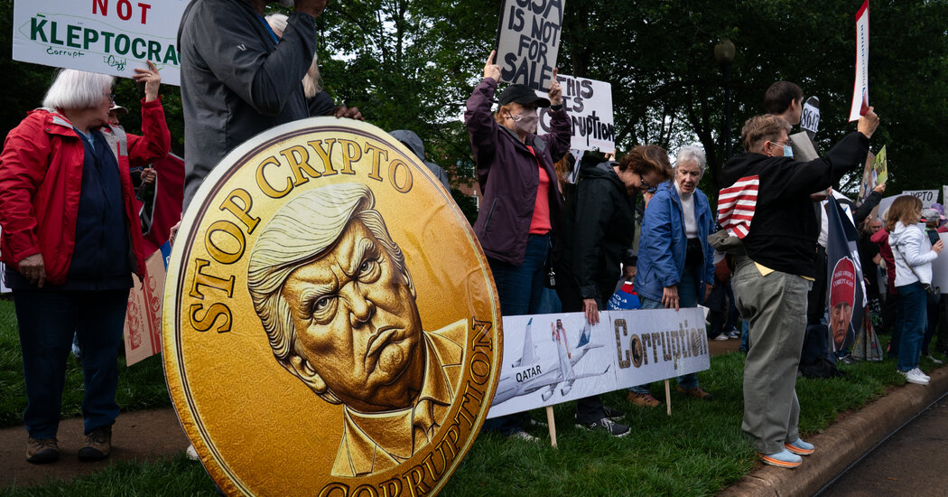 Nearly a Million Investors Lost a Total of $3.8 Billion on Trump Crypto Coin