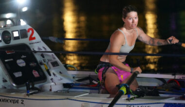 First American Woman Rows Solo From California to Hawaii