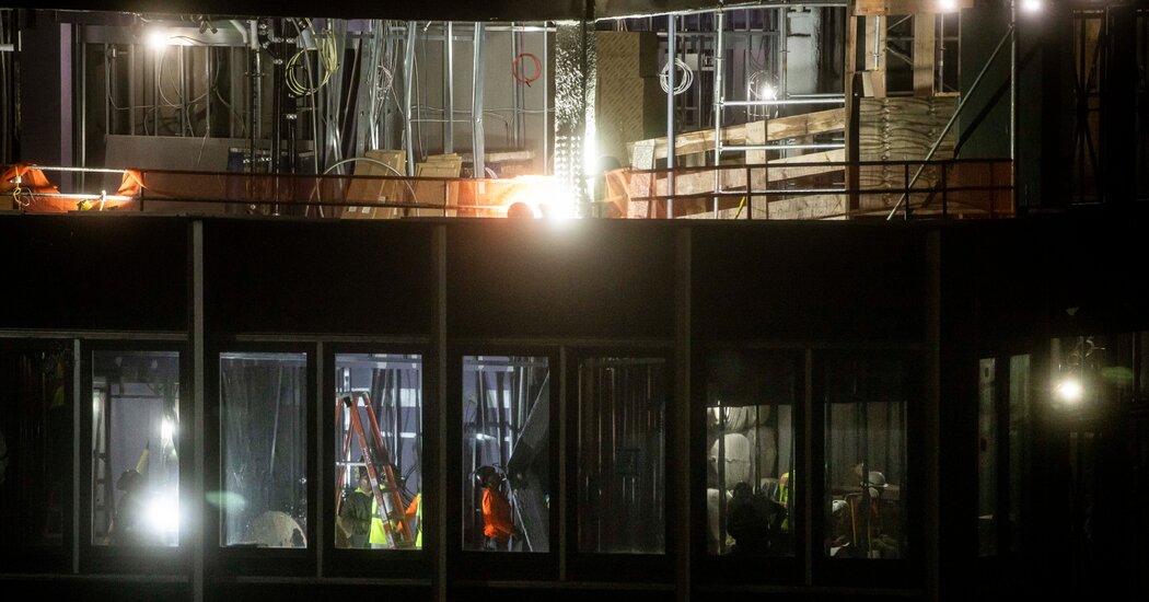Evacuated Manhattan Building Is Stable for Now, City Official Says