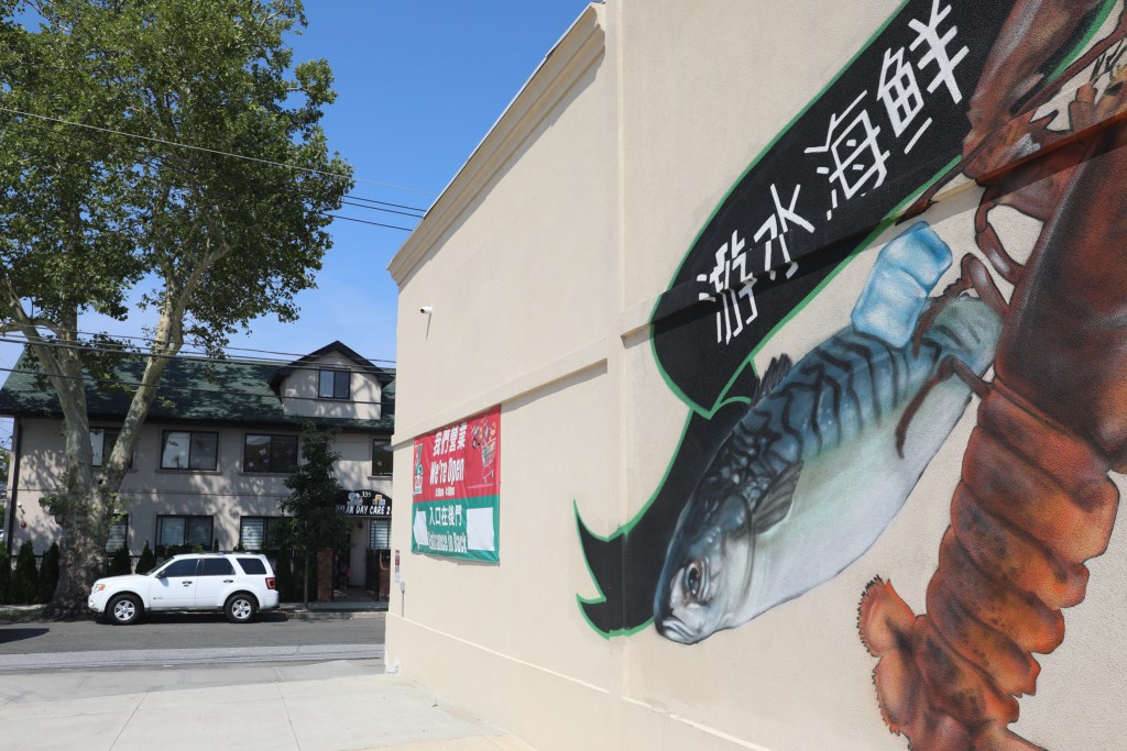 A supermarket in New Dorp, Staten Island advertised to the neighborhood’s growing Chinese population,