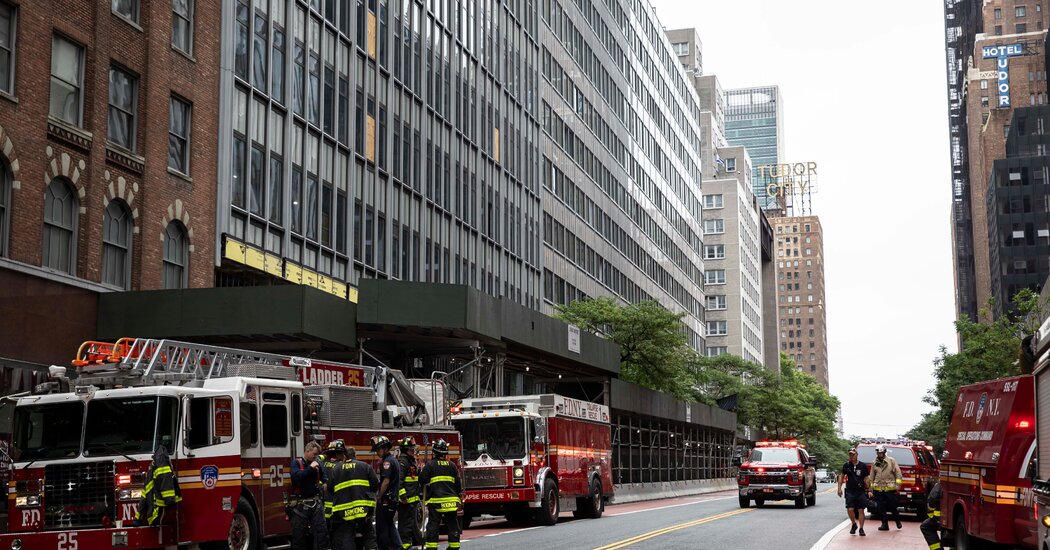 Rush to Evacuate as ‘Beams Started Bending’ and Floors Sagged at Midtown Tower