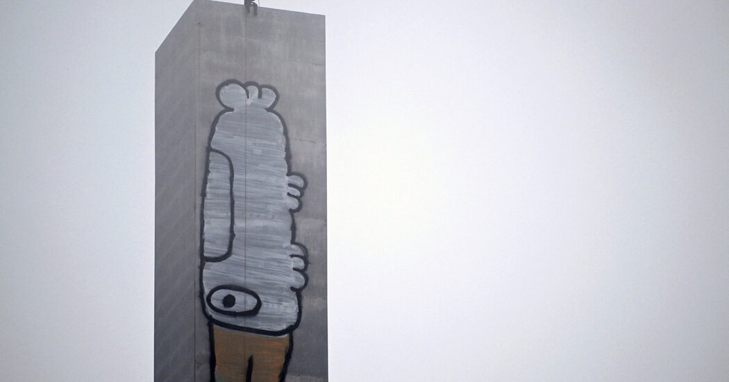 Man Arrested for Painting ‘Pam the Bird’ Graffiti on Bridge Tower in Melbourne