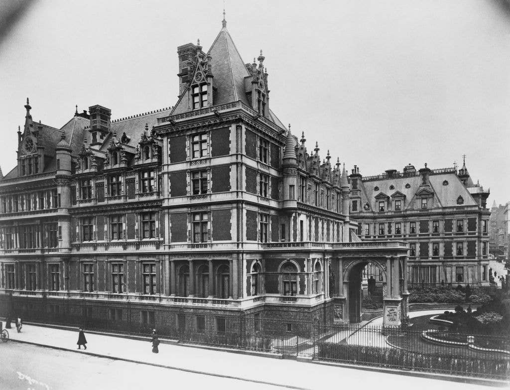 Exterior view of Cornelius Vanderbilt II's residence on the west side of Fifth Avenue, between 57th and 58th Streets, New York City. The French Ch?teau-style mansion was one of only three houses on Fifth Avenue to take up an entire block-front (the other two were the Carnegie and Frick residences). Designed in 1893 by architect George B. Post. The Bergdorf Goodman department store was erected on this site in 1928