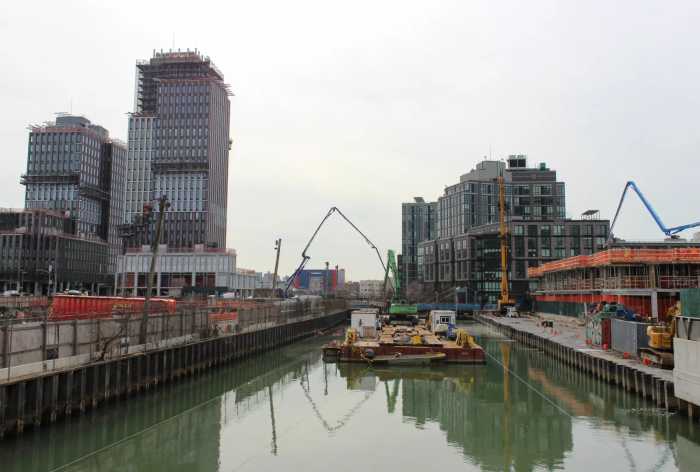 Gowanus Crossing