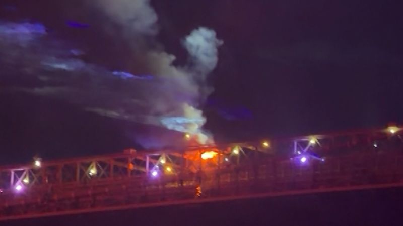 Fires ignite on Brooklyn Bridge during July Fourth fireworks