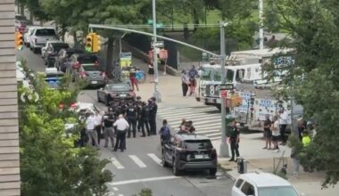 News 12 | Brooklyn | Officers In Tactical Gear Surround Bushwick Apartment Building