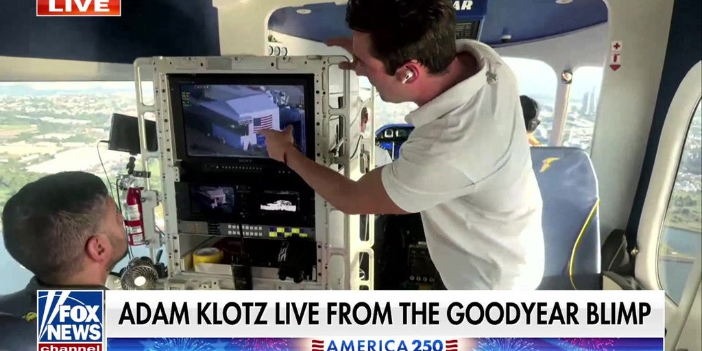 Adam Klotz gets bird's-eye view of NYC from Goodyear Blimp