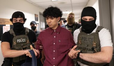 ICE Detains Immigrants Inside New York City Courthouses