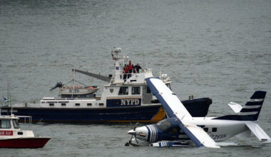 Pilot declares mayday before seaplane comes down in New York City’s East River