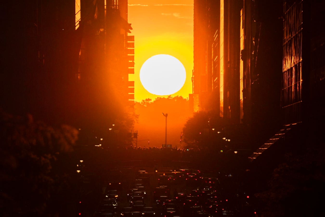 When And Where To See 2026’s Final ‘Manhattanhenge’ In New York City