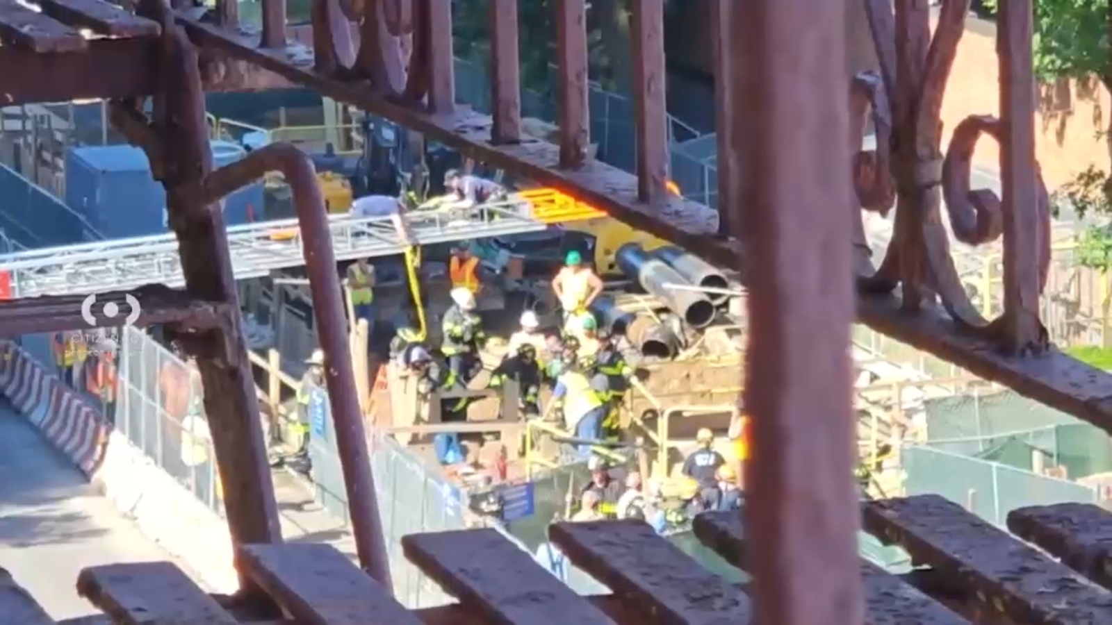 Worker rescued after falling down hole at 2nd Avenue subway construction site in East Harlem, NYC