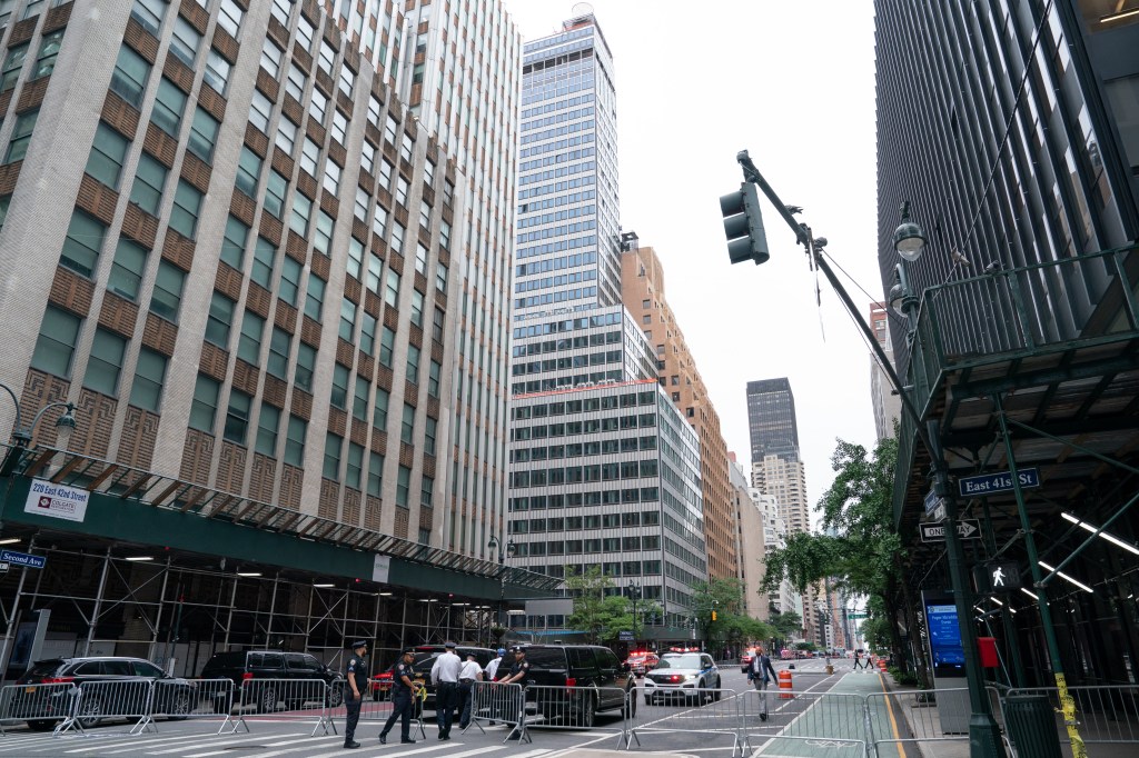 Developer of NYC building that sparked fear of collapse says danger overblown, plans to move forward
