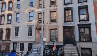 Possible human skeleton found in abandoned building in Manhattan: sources