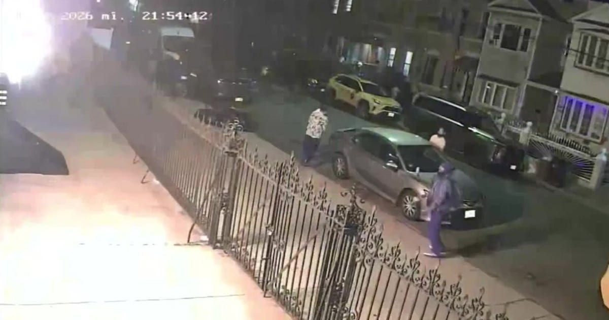 Man arrested after Molotov cocktails tossed at 2 Queens religious buildings, police say