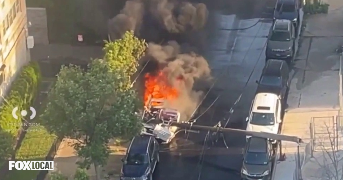 Transformer fire in Coney Island spreads to car near boardwalk