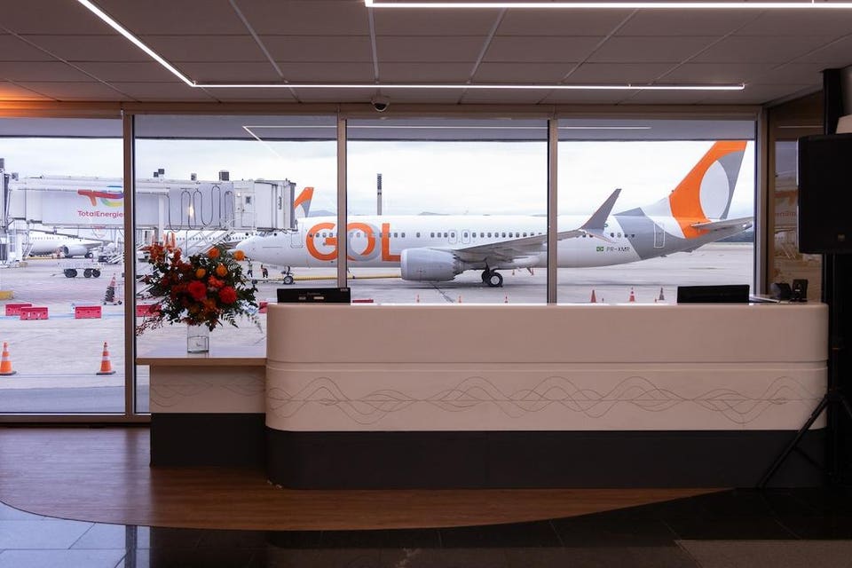 A GOL Airlines plane