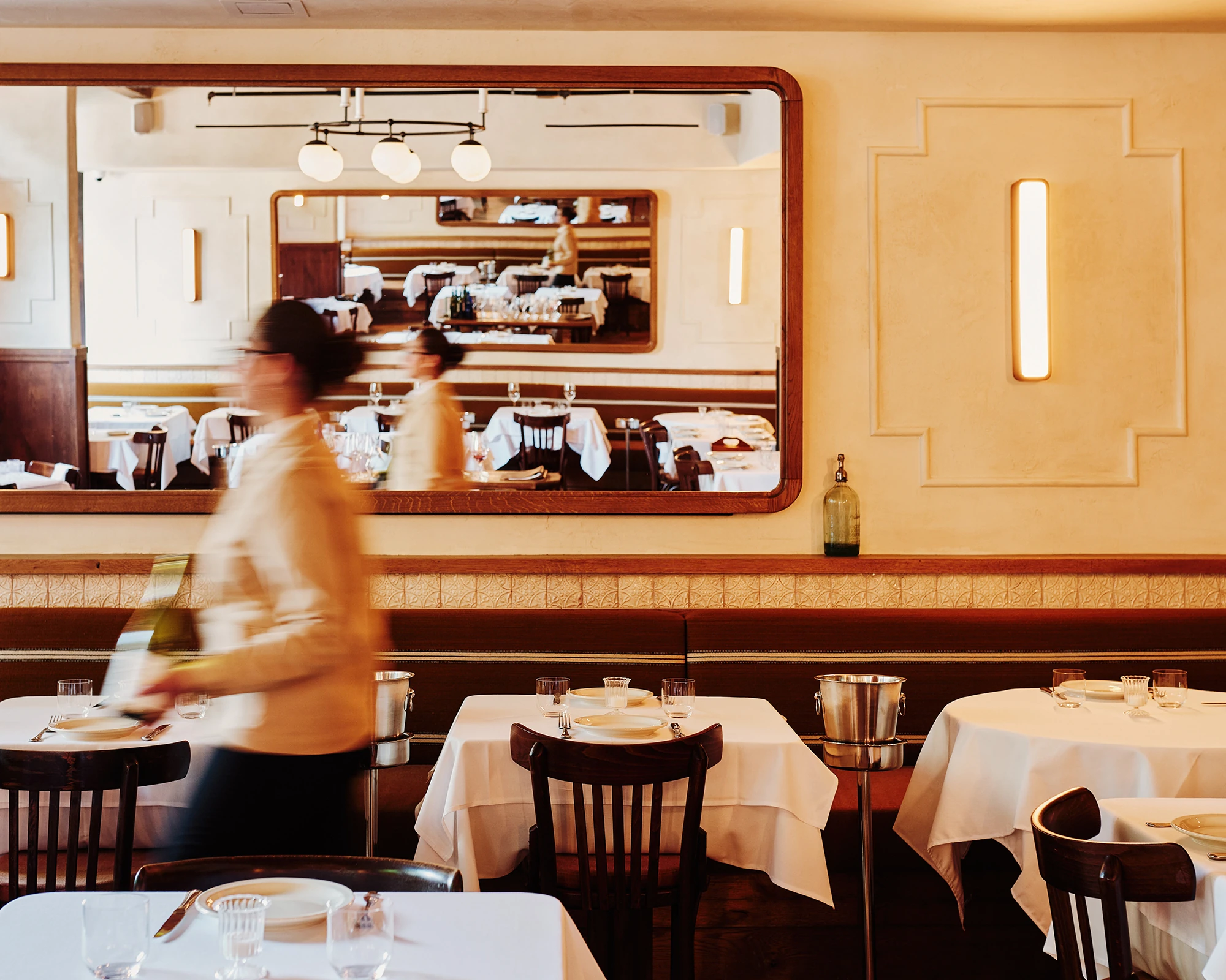 Graciela's interior.