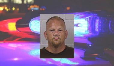 Man arrested on Dickinson County warrant in Manhattan