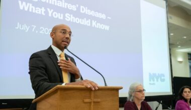 1 dead in relation to Legionnaires' disease cluster on UES, NYC Health Commissioner says