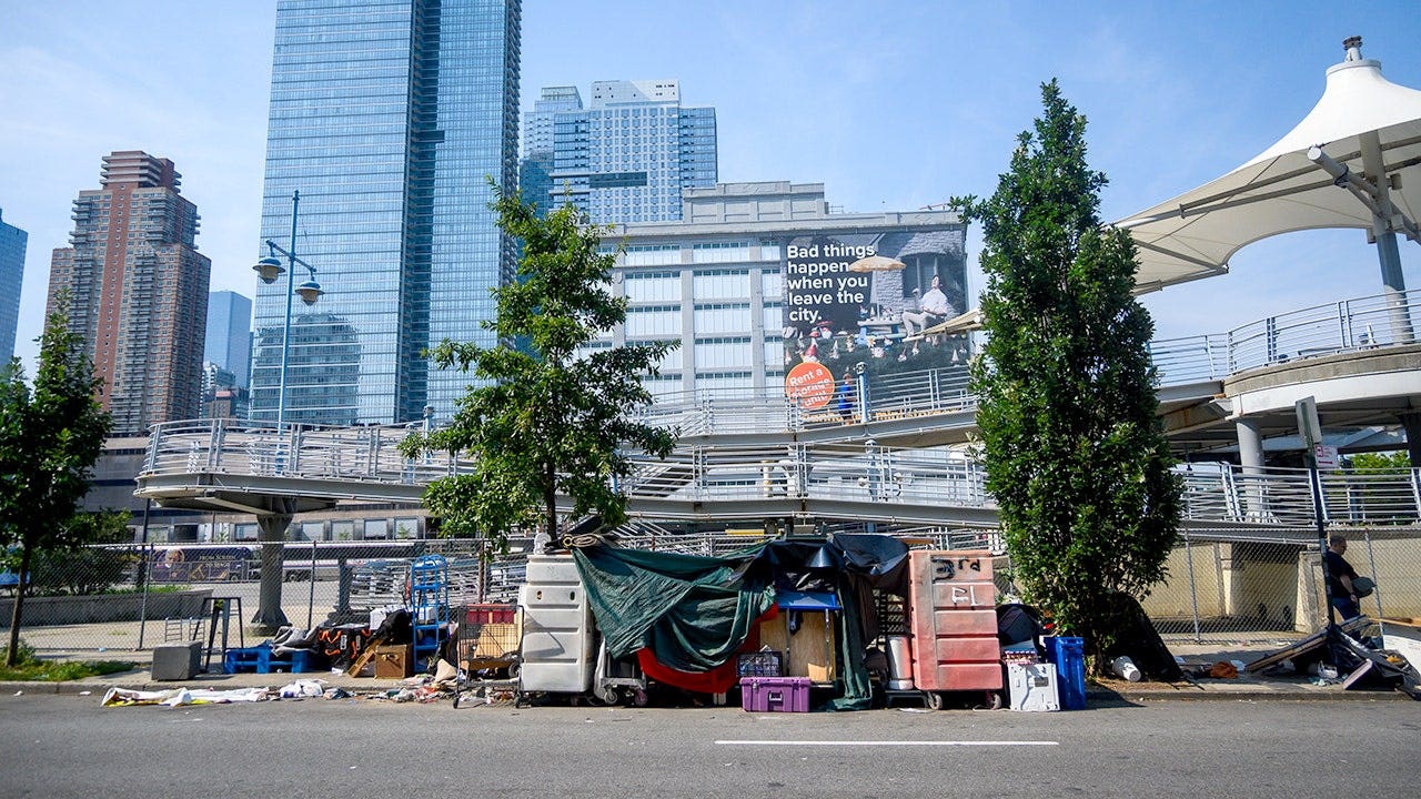 Mamdani's encampment policy draws criticism near the Intrepid Museum