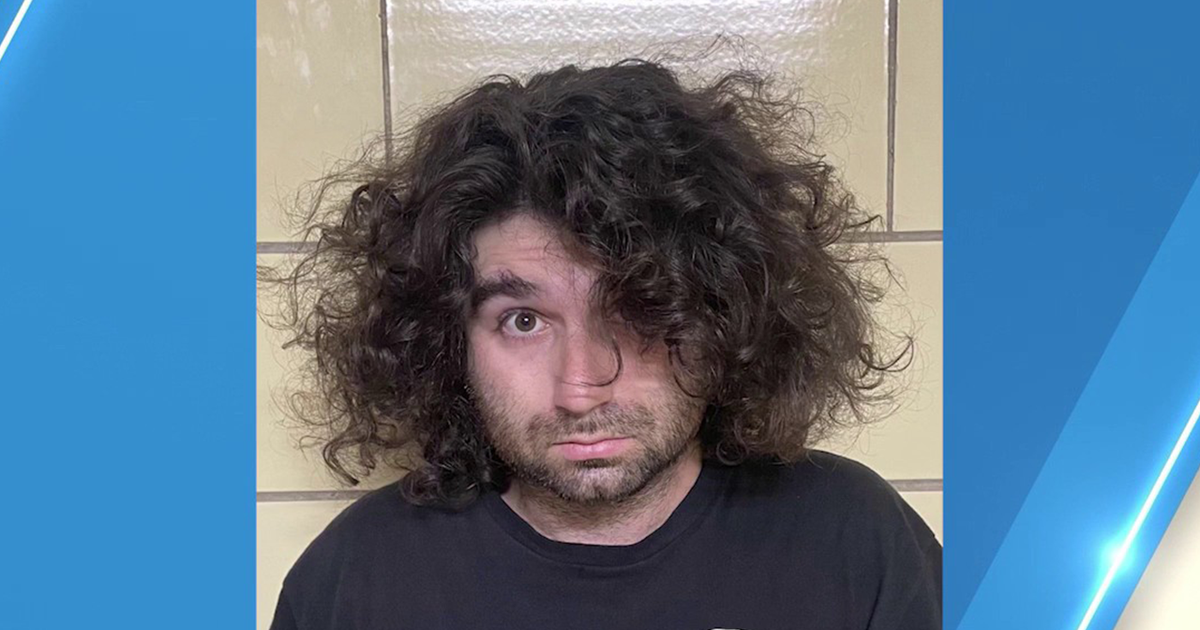 Brooklyn man charged with arson after school bus set on fire in Times Square