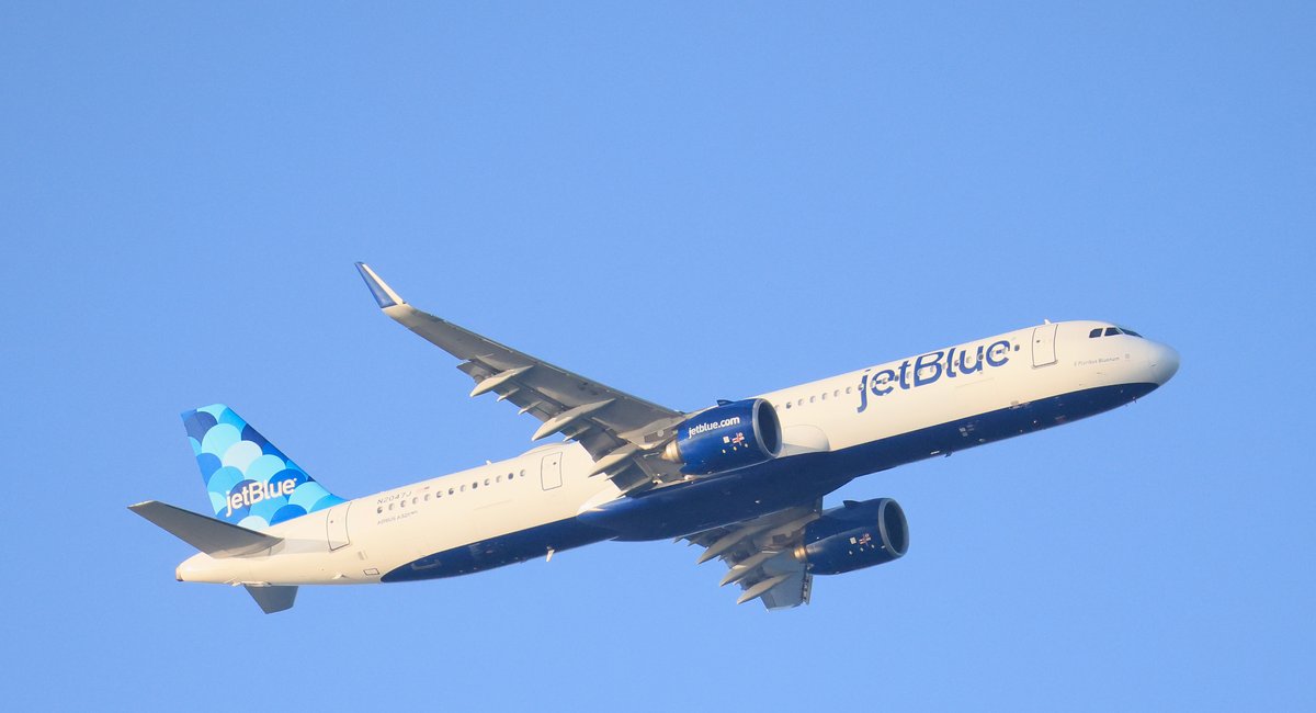 JetBlue to restore flights at LaGuardia's Marine Air Terminal after Spirit shutdown