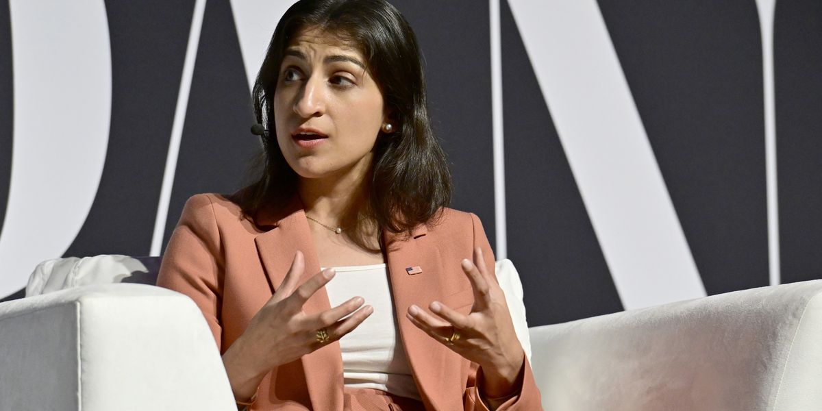 Mamdani Picks Antitrust Champion Lina Khan to Chair NYC's Economic Development Corporation
