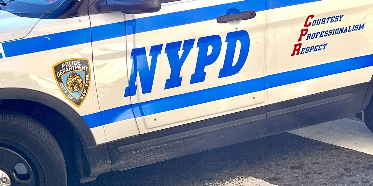 Man stabbed with meat cleaver during road rage attack in Queens