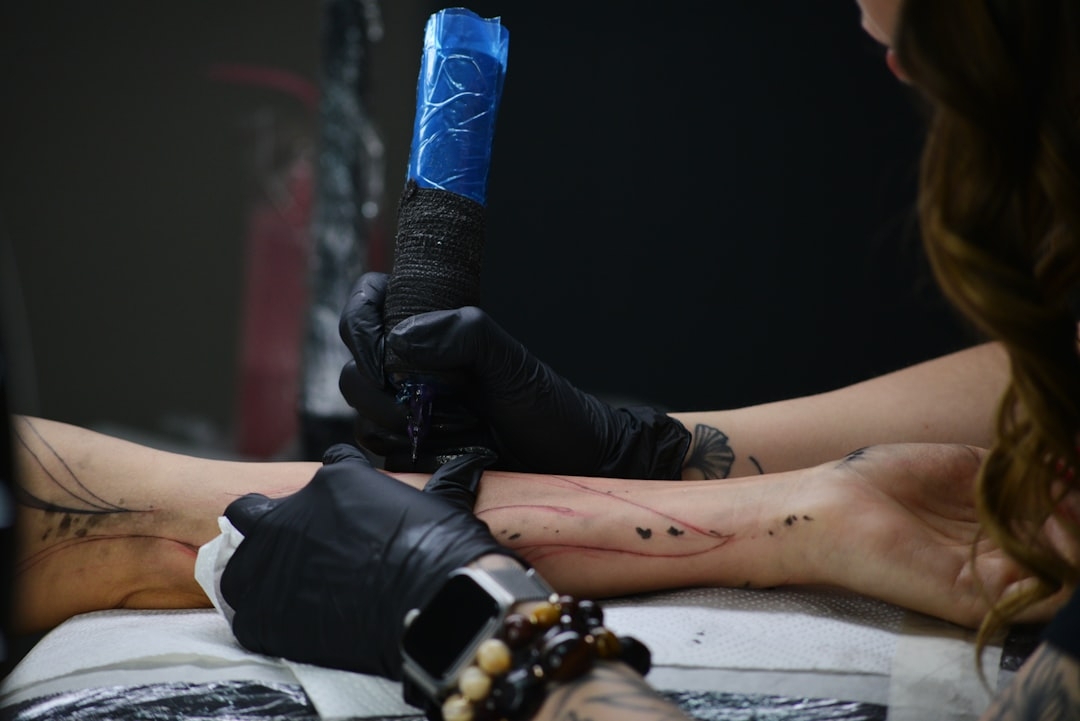 IGLÀ Tattoo Studio: Manhattan's Highest-Rated Tattoo Studio Specializing in Fine Line and Floral Tattoos IGLÀ Tattoo Studio: Manhattan's Highest-Rated Tattoo Studio Specializing in Fine Line and Floral Tattoos