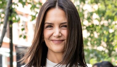 Katie Holmes enjoys a shopping day in NYC with her rumored hot boyfriend