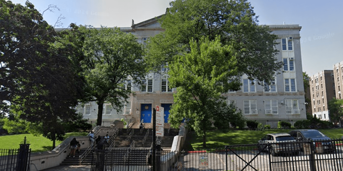 School aide slashed by student during dispute at Bronx high school