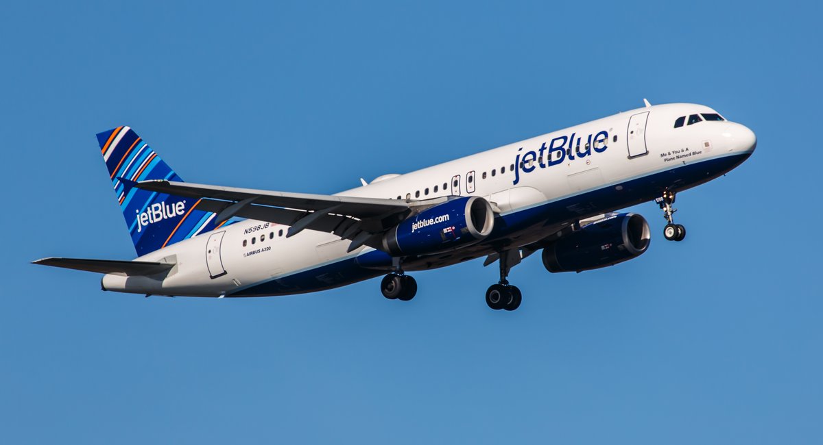 Airlines waive fees for changing, canceling NY and NJ flights ahead of Tuesday storms
