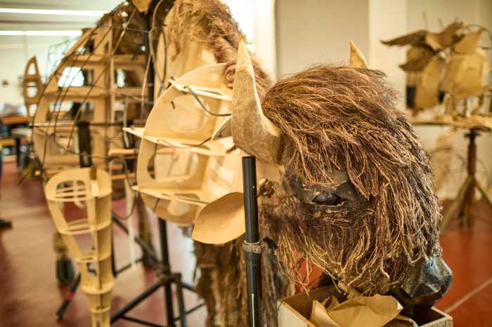 buffalo puppets