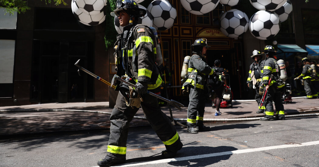 Fire in Midtown Manhattan Adds to Smoke Above New York City