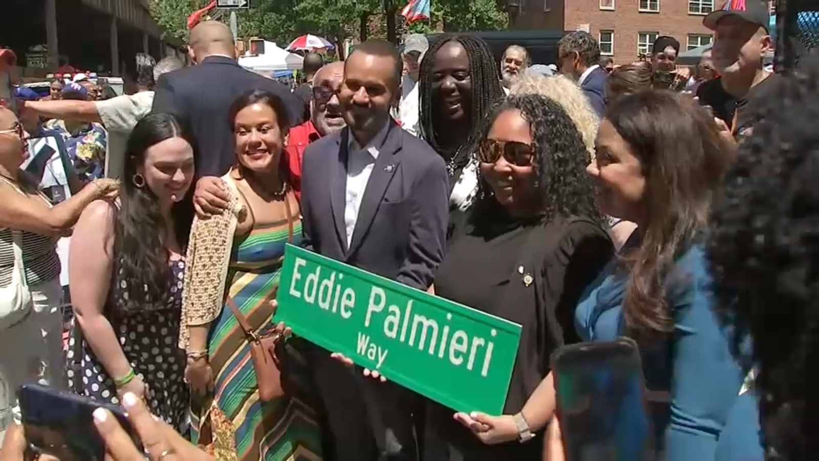 East Harlem street renamed in honor of Puerto Rican pianist and bandleader Eddie Palmieri