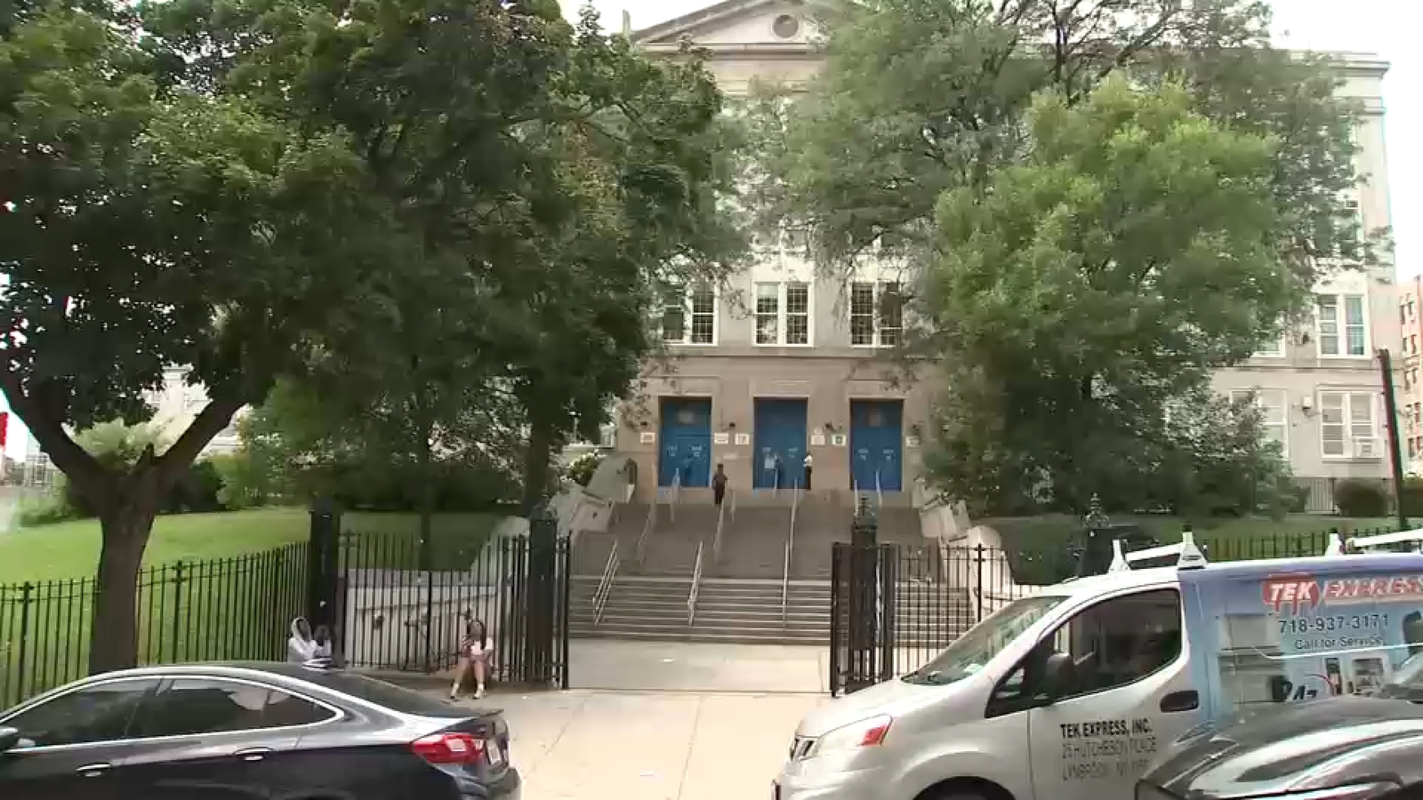 Student slashes 2 teacher aides at William Taft High School in the Bronx, police say