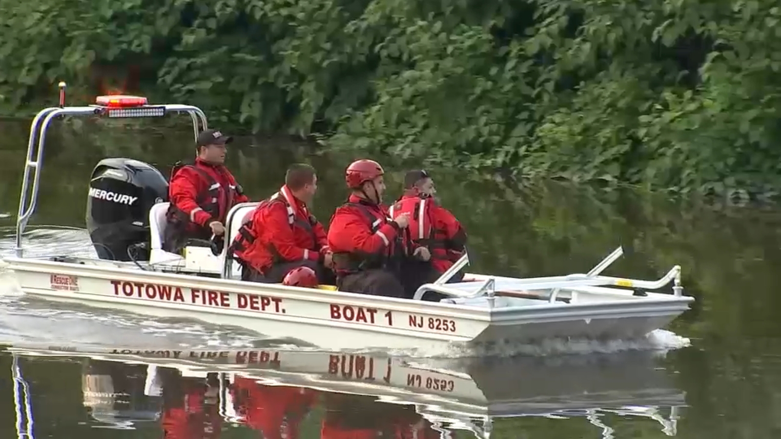 Passaic River water rescue: Search continues for missing 10-year-old girl after boy's body recovered