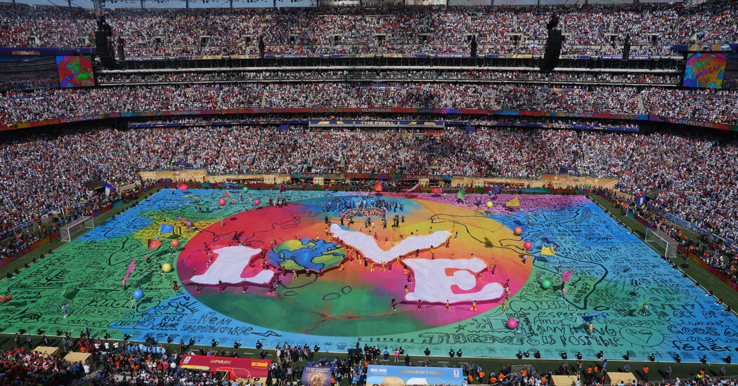 World Cup Halftime Show Live Updates: Shakira, BTS, Justin Bieber and More Bring Spectacle