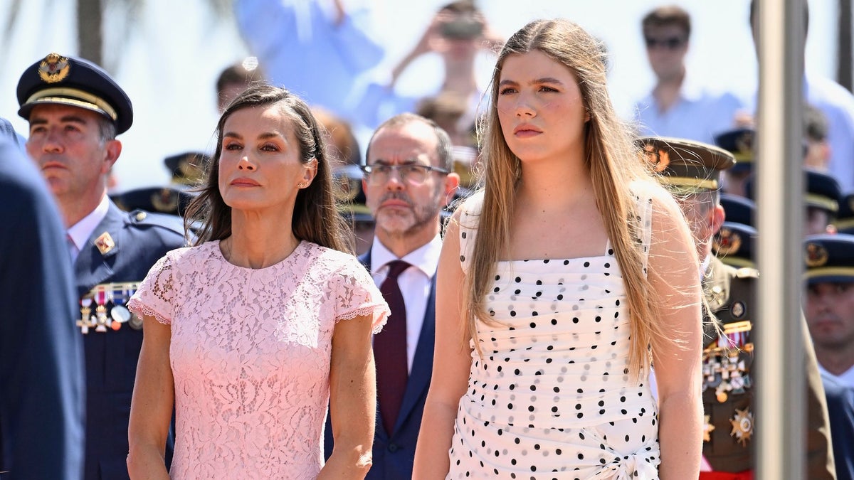 Infanta Sofía pays subtle tribute to Queen Letizia with a polka-dot dress royal fans recognized