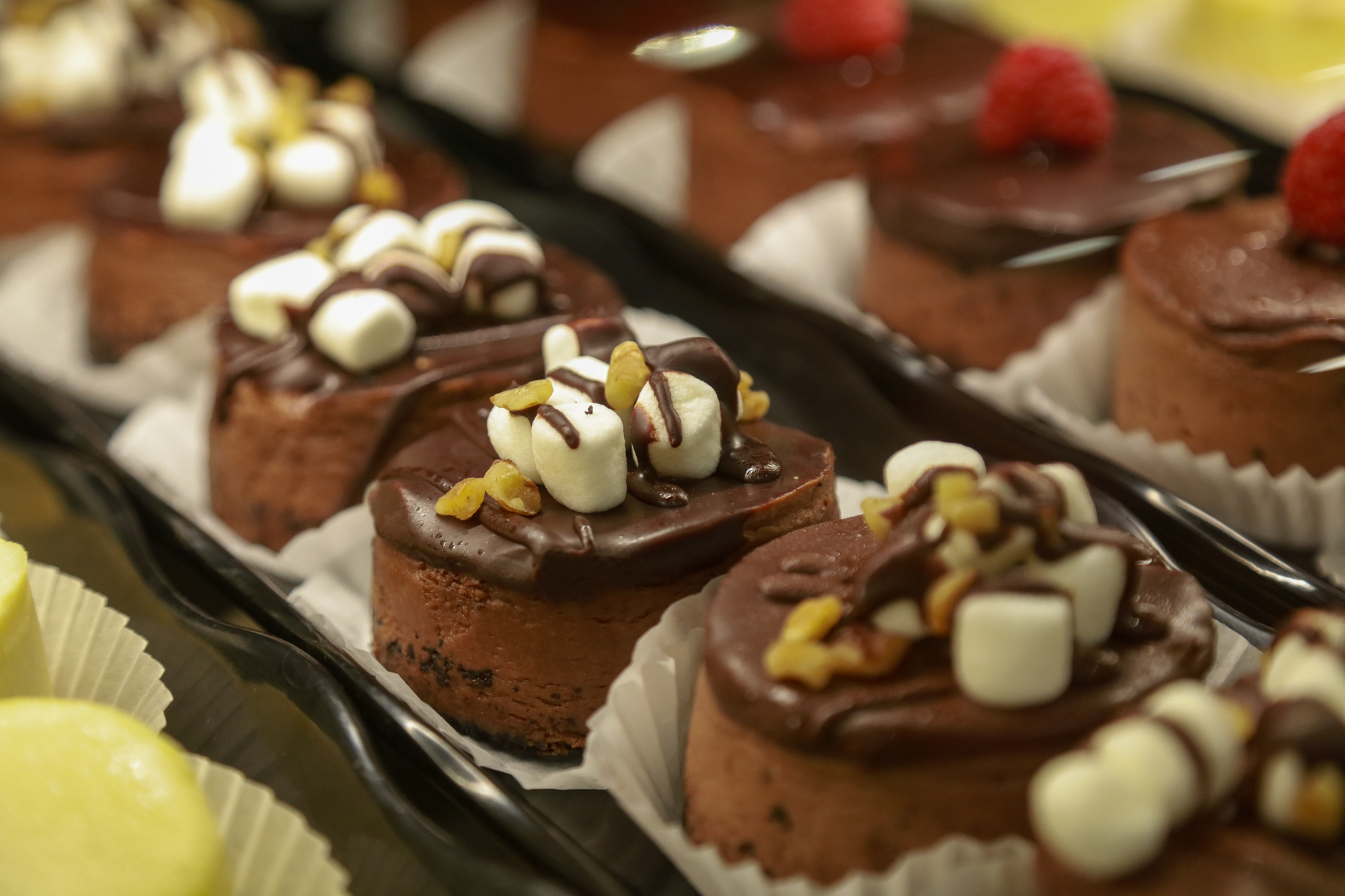 Mini cheesecakes from from Oliver's Market. (Sonoma County Tourism)