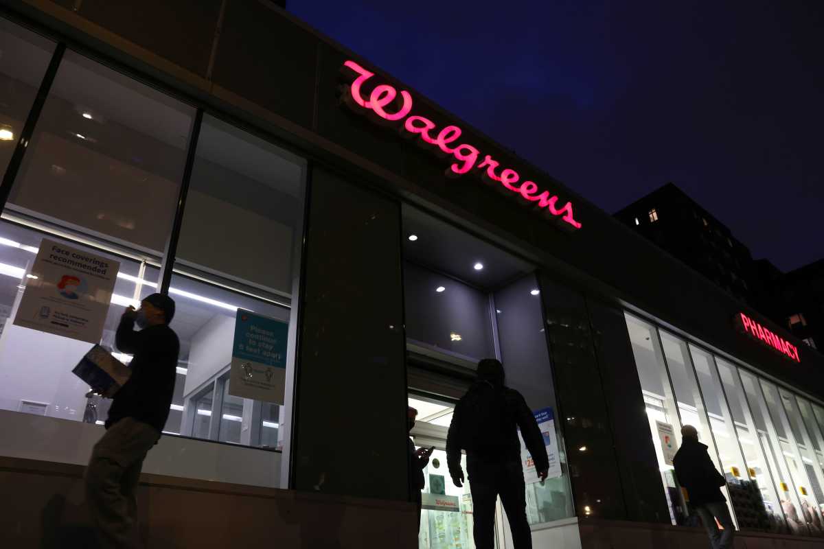 Brooklyn Walgreens, Astoria coffee shop workers among 1,600 getting payouts in Mamdani labor crackdown