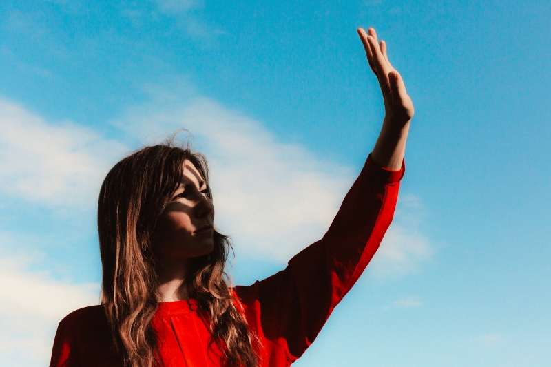 Classic Clips: Anna Tivel “Rodeo Queens” – She’s Speaking – Americana UK