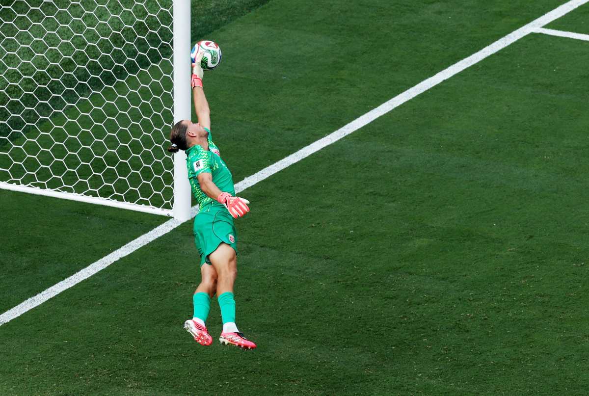 From free agent to World Cup hero, Norway’s Orjan Nyland stifles Brazil in New York