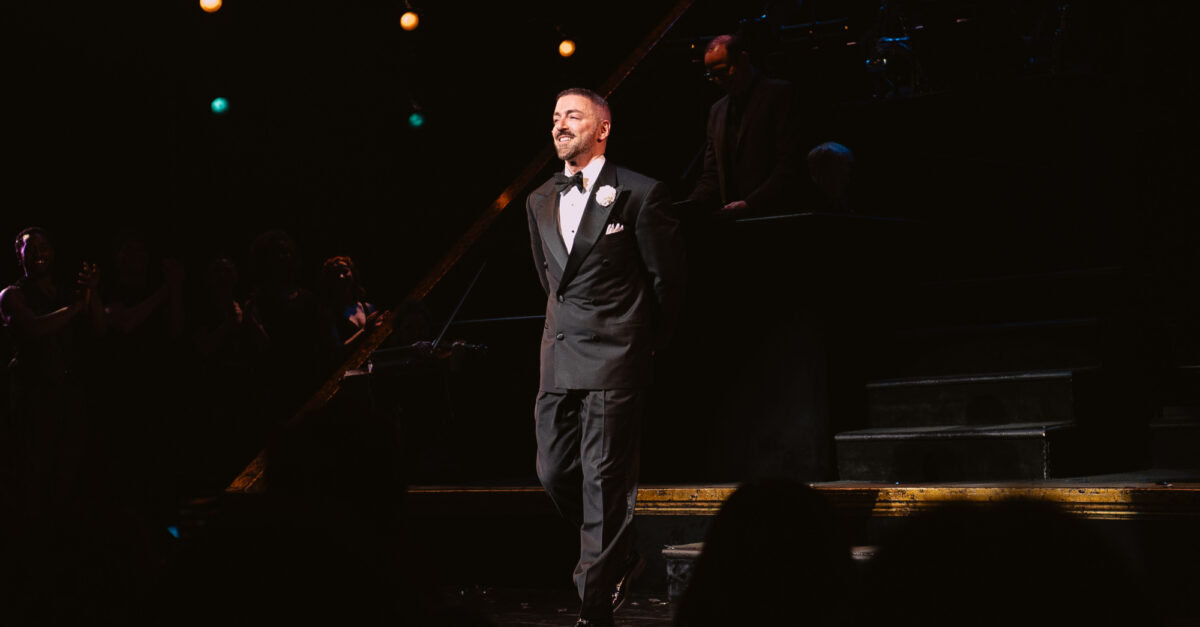 Video: Watch Matteo Lane 'Razzle Dazzle' in Broadway's Chicago