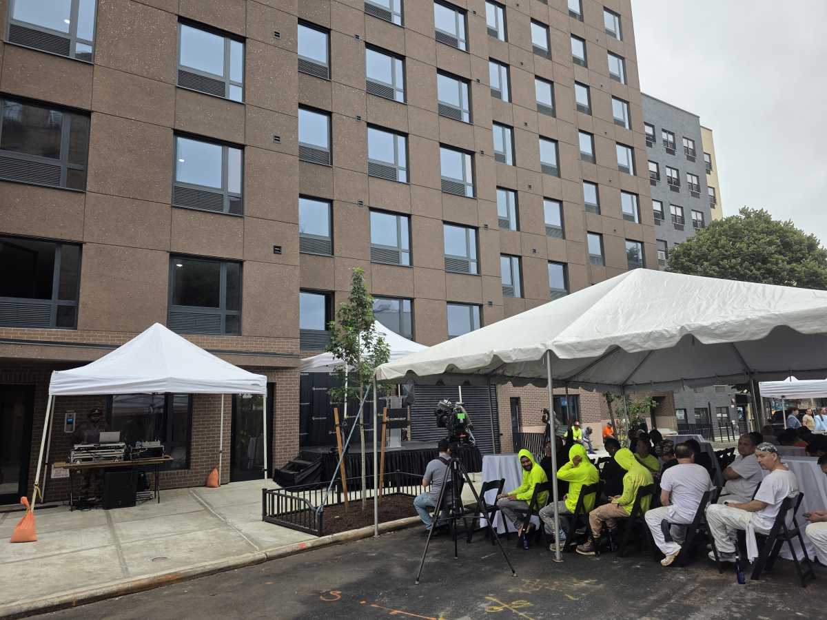 Bronx Borough President Vanessa Gibson cuts the ribbon on 166 new affordable apartments in Bedford Park – Bronx Times