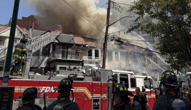 21 injured in 5-alarm fire in Queens, NYC